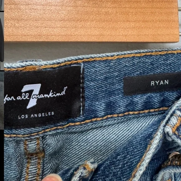 7 For All Mankind Mid-Wash Distressed Relaxed-Fit Jeans in Size 32 - Picture 9 of 9